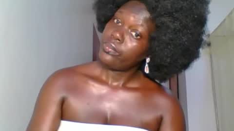 chocolate queen25 online show from October 16, 8:58 am