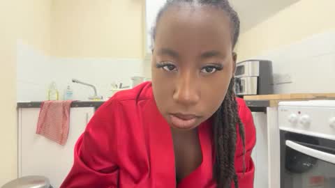 chocolatebunnycakez online show from February 5, 2:04 am