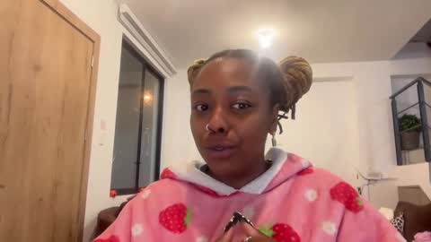 ChocolateCakeQueen online show from October 29, 12:34 am