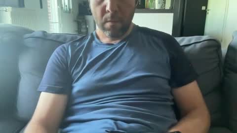chris13abcd online show from June 25, 7:57 am