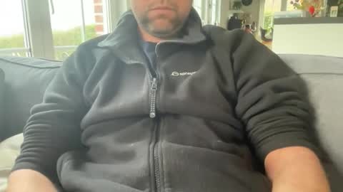 chris13abcd online show from February 10, 8:50 am