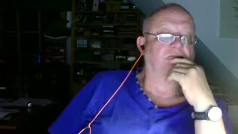 Chris online show from June 21, 9:43 pm