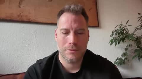 Christian online show from October 8, 8:42 am