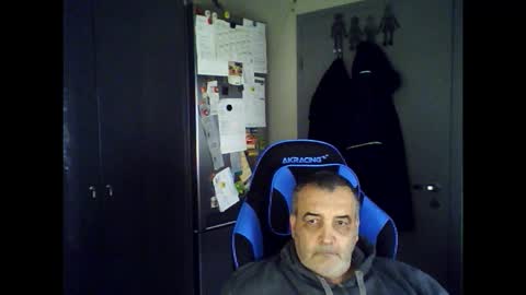 Chris online show from September 26, 10:45 am