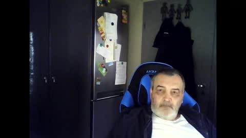 Chris online show from March 30, 6:57 am