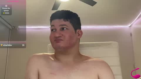 Snapshot of chris___evanss chatting on September 30, 11:26 pm Chris Evens online show from September 30, 11:26 pm