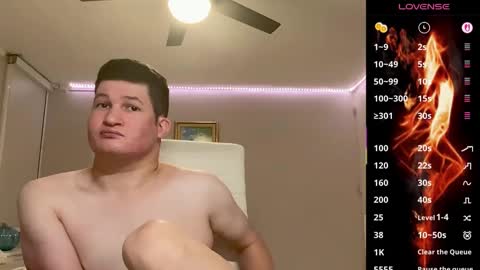 Snapshot of chris___evanss chatting on September 26, 1:46 am Chris Evens online show from September 26, 1:46 am