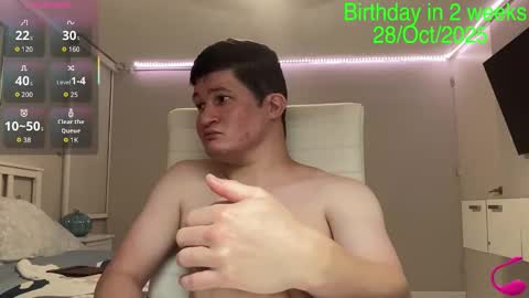 Snapshot of chris___evanss chatting on October 11, 1:32 am Chris Evens online show from October 11, 1:32 am