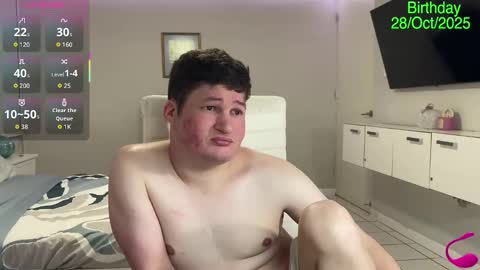 Snapshot of chris___evanss chatting on October 18, 1:10 am Chris Evens online show from October 18, 1:10 am