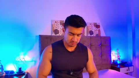 chris_clarck online show from June 29, 7:24 pm