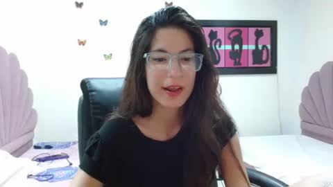 Christal Gil online show from March 8, 4:01 am