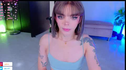 juli   Instagram july rv17 - Twitter juli rv17     online show from March 11, 12:28 pm