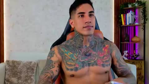 chris reilly online show from August 1, 4:52 pm
