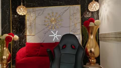 Chris online show from April 15, 5:33 am