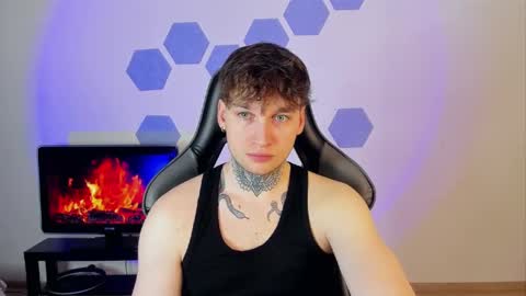 Chris Tyson online show from March 8, 2:45 am