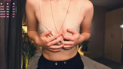 Lizz online show from September 24, 7:31 pm