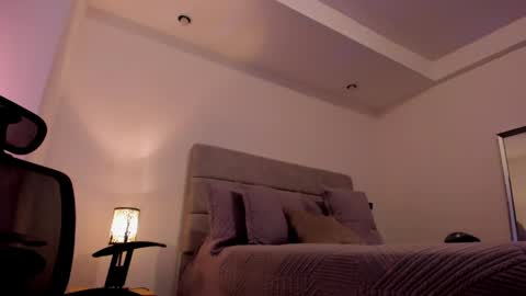 chrismorgan24 online show from March 30, 1:06 am