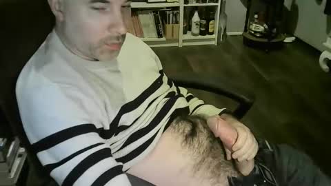 chrisprngr online show from December 22, 11:00 pm