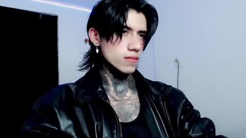 CHRIS  INDEPENT MODEL online show from February 23, 3:18 pm