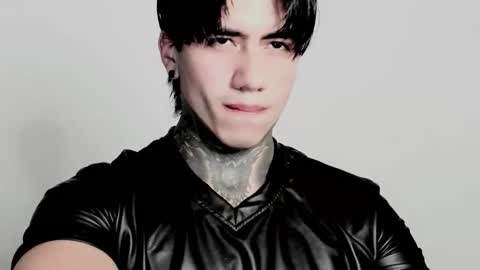 CHRIS  INDEPENT MODEL online show from November 11, 11:40 pm