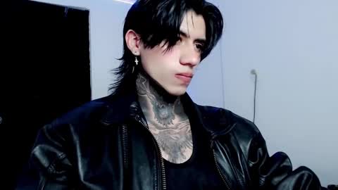 CHRIS  INDEPENT MODEL online show from February 13, 11:17 am