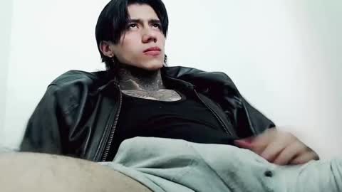 CHRIS  INDEPENT MODEL online show from March 10, 11:27 pm