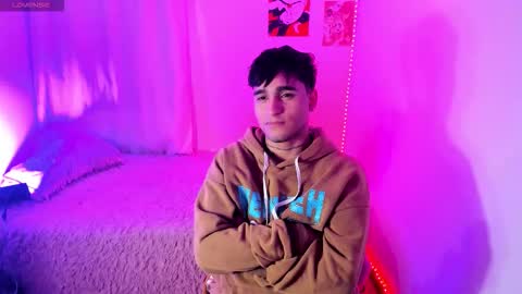 Christian Wang online show from January 10, 11:10 pm