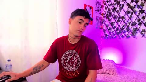 Christian Wang online show from January 18, 5:55 pm