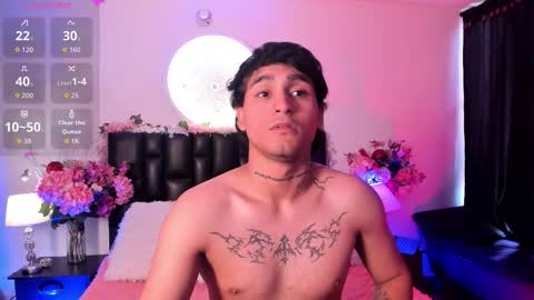 Snapshot of chriss_wg_ chatting on November 1, 5:56 pm Christian Wang online show from November 1, 5:56 pm