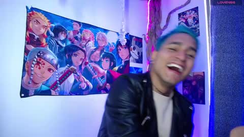 Snapshot of chriss_wg_ chatting on December 1, 7:49 pm Christian Wang online show from December 1, 7:49 pm