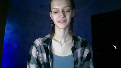 chrissy_joyful online show from April 11, 5:23 am