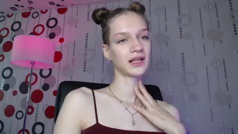 chrissy_joyful online show from July 1, 5:16 am