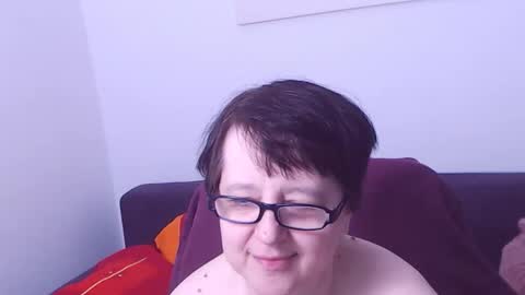 Christa online show from February 11, 11:08 pm