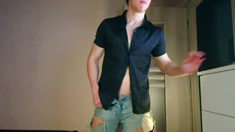 UPVOTE ME ------  ILL DO SOMETHING FOR FREE online show from July 15, 4:07 am