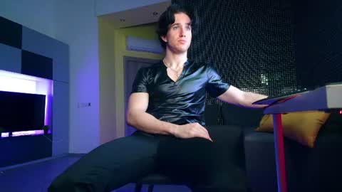 UPVOTE ME ------  ILL DO SOMETHING FOR FREE online show from July 6, 6:10 pm