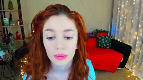 christinaconteeree online show from December 22, 6:25 pm