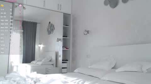 chris online show from September 13, 5:32 am