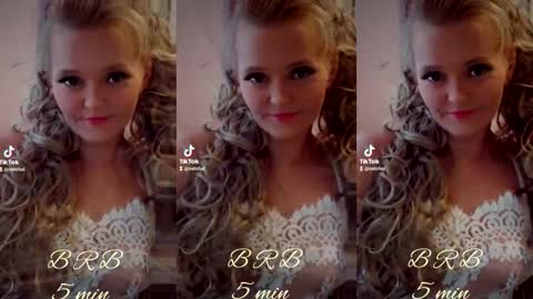 Snapshot of christirose chatting on October 11, 7:46 am Christi online show from October 11, 7:46 am