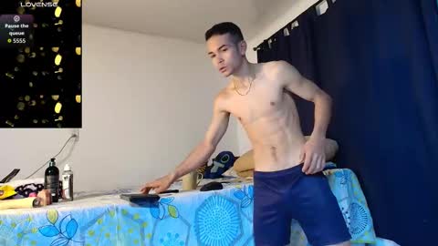 CHRISTOPHER online show from February 6, 11:02 am