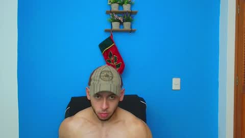 Christopher online show from December 3, 12:52 am