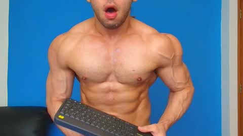 Christopher online show from January 1, 6:49 pm