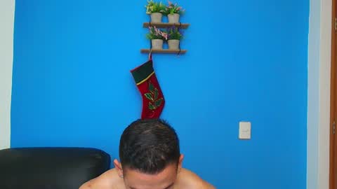 Christopher online show from December 14, 12:01 am