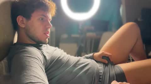 Christopher online show from November 5, 8:05 am