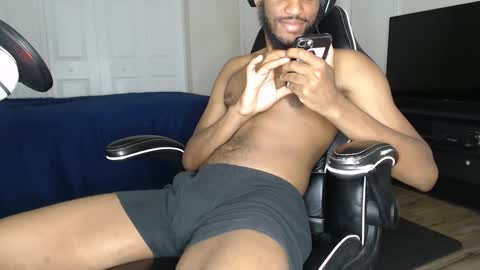 Snapshot of chrisvacherx chatting on October 3, 11:02 pm ChrisVacherx online show from October 3, 11:02 pm