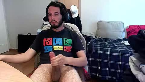 Chromefox123 online show from March 21, 2:11 pm