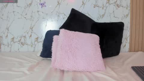 Christal Golden online show from December 22, 9:10 pm