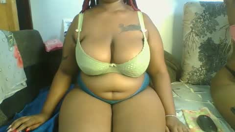 Snapshot of chubby_princess2 chatting on October 15, 2:51 pm chubby_princess2 online show from October 15, 2:51 pm