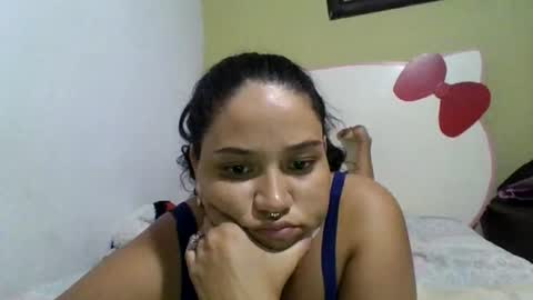 kate   online show from August 6, 10:52 pm