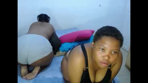 chubbybellax online show from March 8, 3:54 am