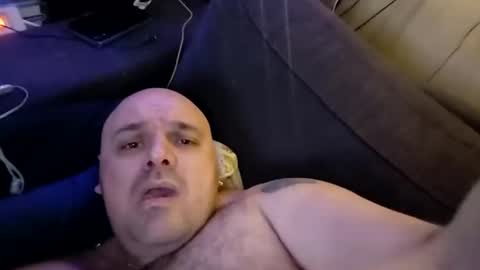 chubbyman40 online show from February 12, 5:44 am